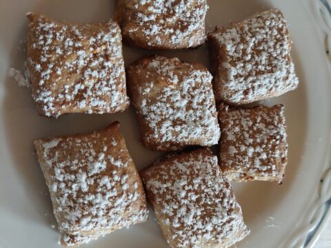 Bild mit Adventkonfekt